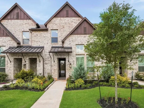 317 Fields Ln, Montgomery, TX 77316