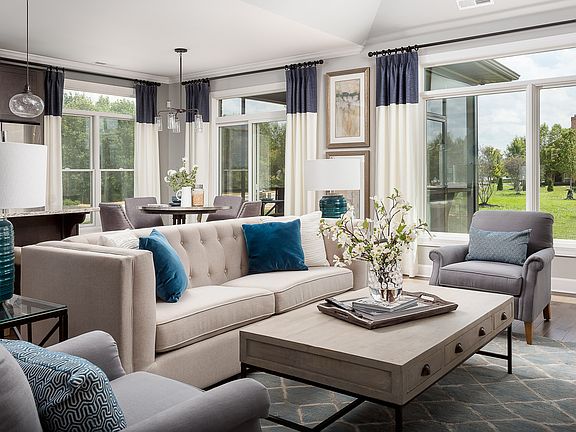 Great Room to Breakfast Room