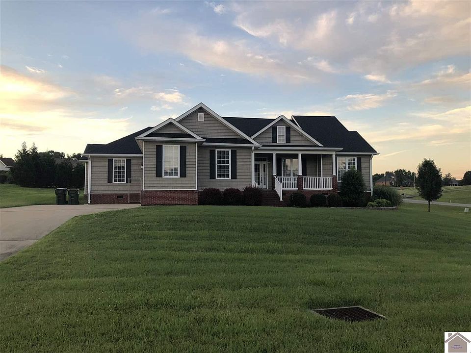 2nd image of 503 Banbury Dr