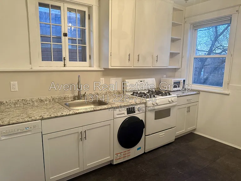 4561 Shenandoah Ave #A — Photo 3