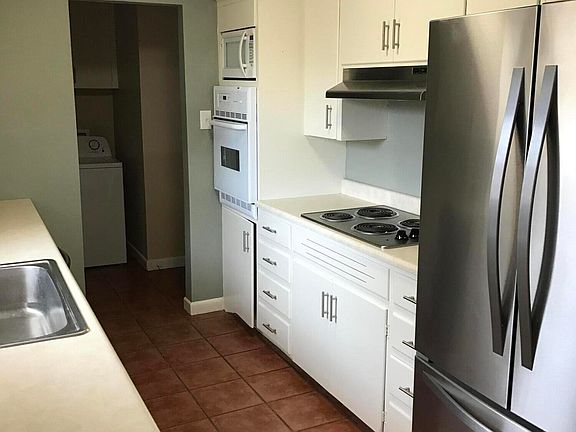 3rd image of 4409 27th St