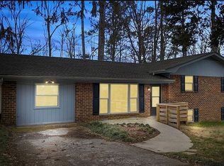 448 Apache Trl NW, Cleveland, TN 37312