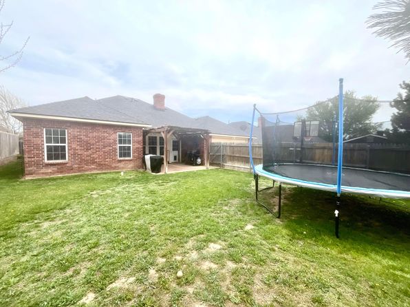 8400 El Paso Dr, Amarillo, TX 79118