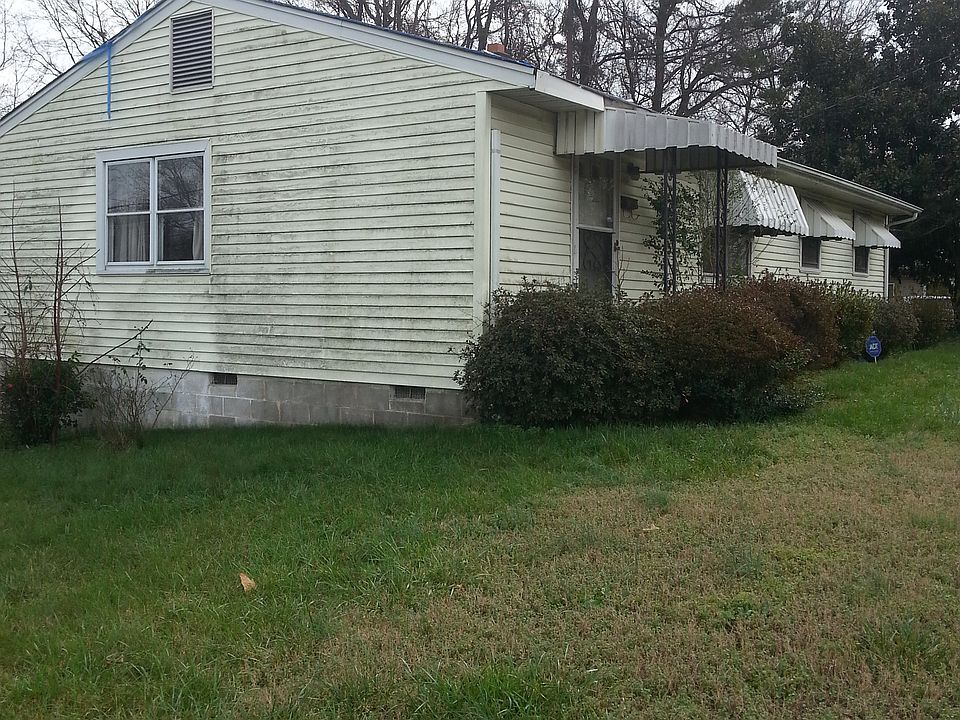 2nd image of 1101 S English St