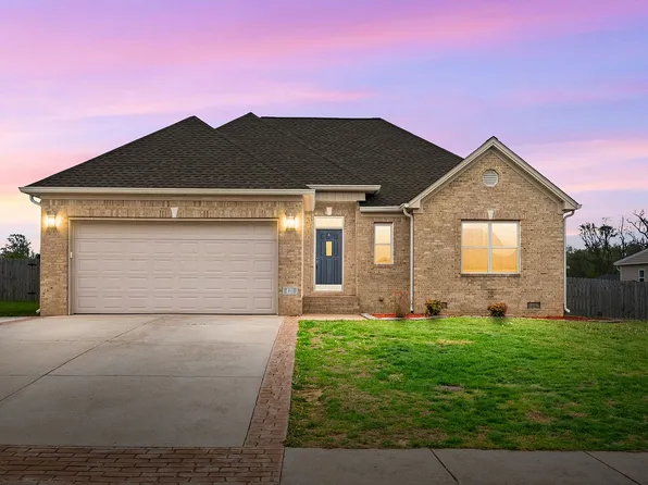 421 Simon St, Hopkinsville, KY 42240