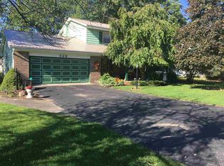 328 Elm Grove Rd, Bluffton, IN 46714