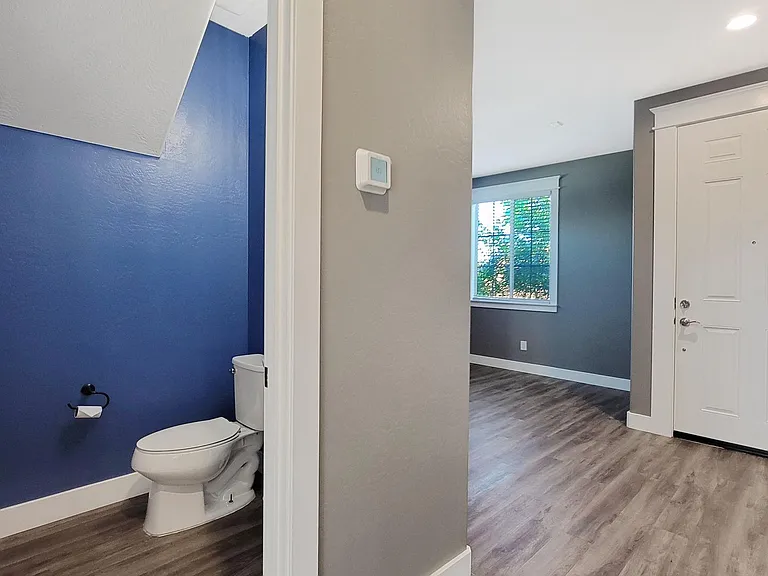 56 S 190th Ln — Photo 6