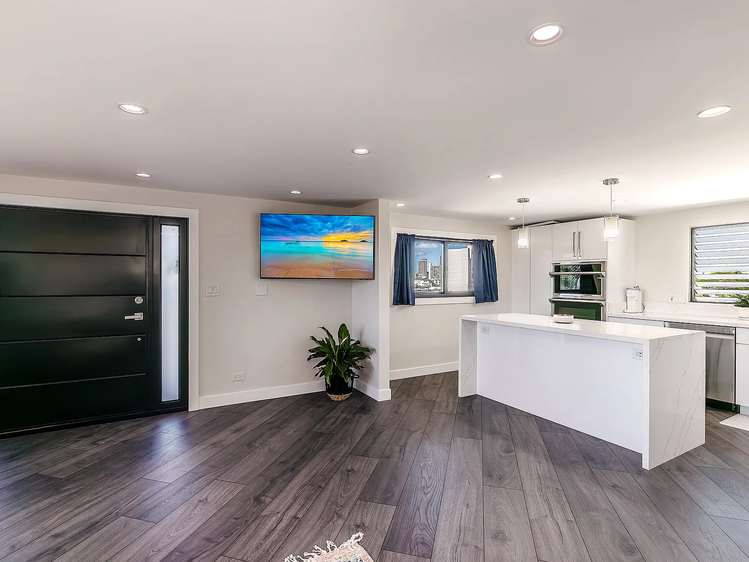 3 bed, 1151 sqft, $5,500 — Photo 4