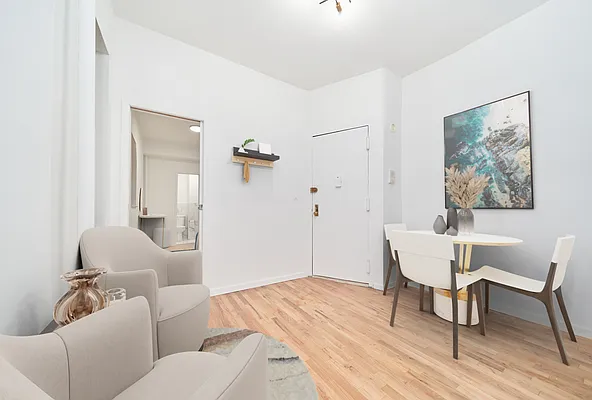 Rented by Living New York | media 9