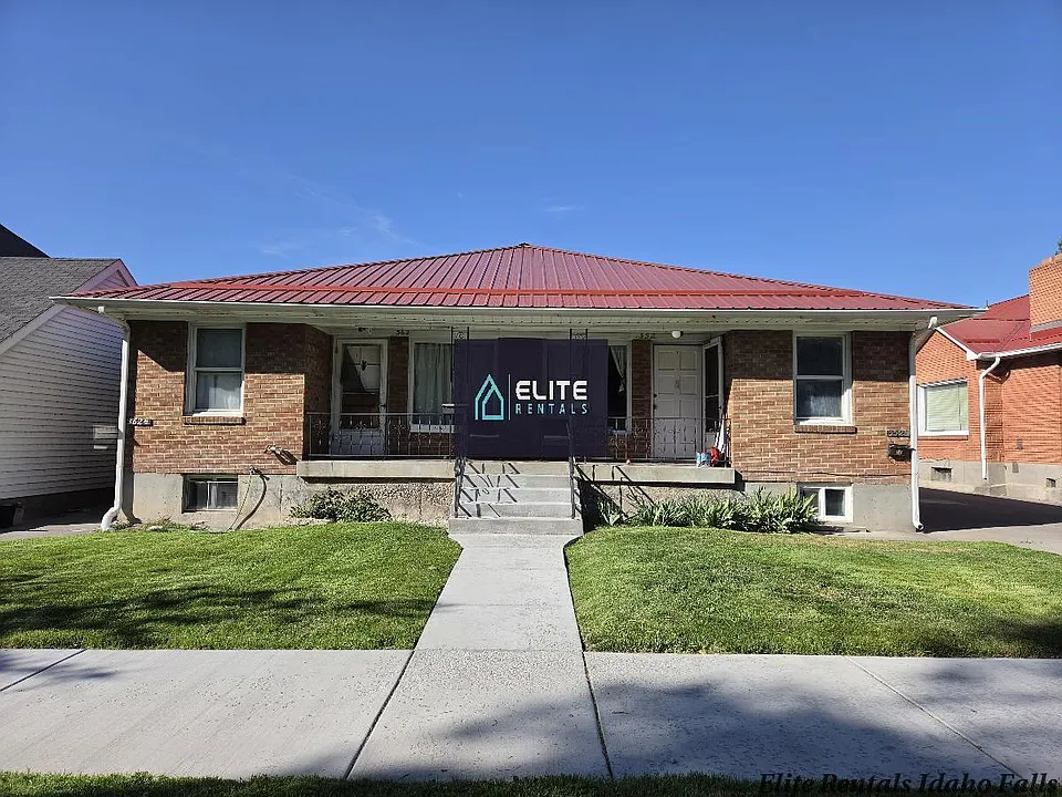 2 bed, 1.0 bath, 850 sqft, $1,099