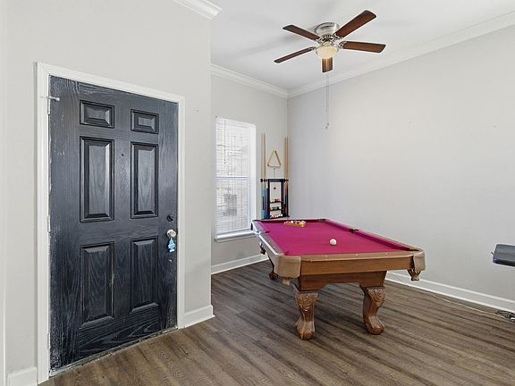 4th image of 2156 Alameda St