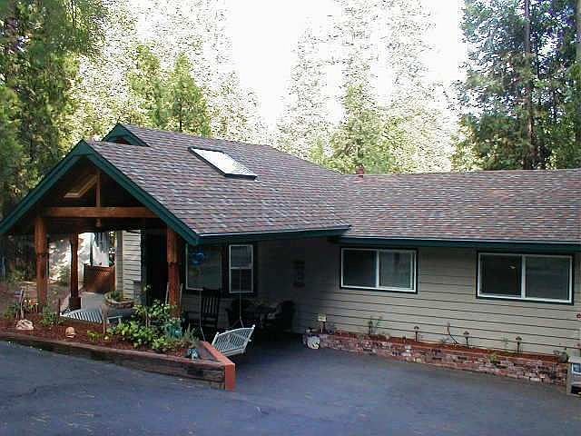 1st image of 1836 Fairway Dr