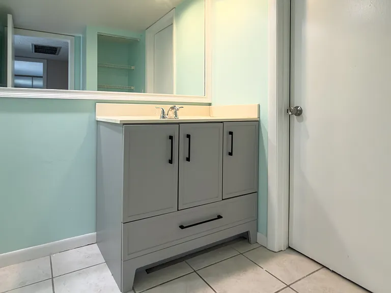 5222 Cedarbend Dr #4 — Photo 20