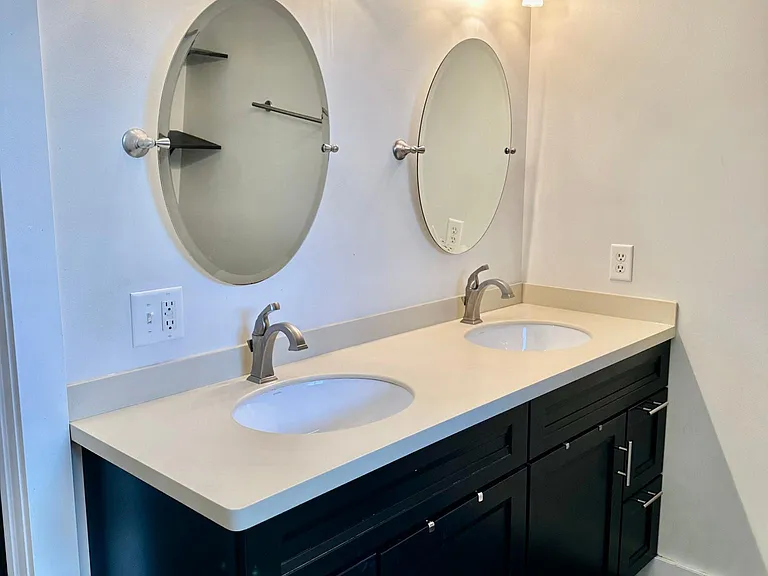 10703 N Centerville Rd — Photo 14