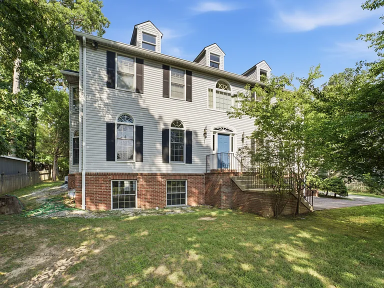 2725 Oldewood Dr — Photo 42