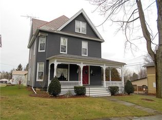 221 E Market St, Mercer, PA 16137