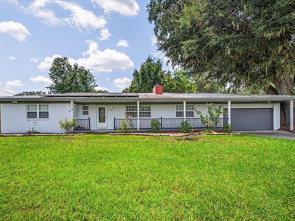 4th image of 4214 Woodcrest Dr