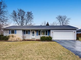 904 S Cooper Rd, New Lenox, IL 60451