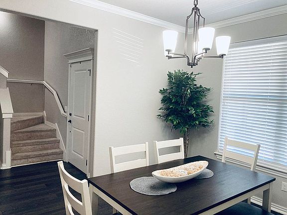 5th image of 4070 Butterfly Ave