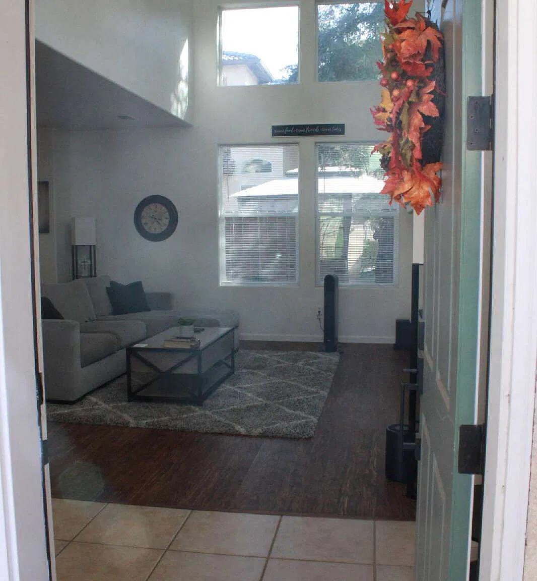 3 bed, 3.0 bath, 1942 sqft, $2,595 — Photo 4