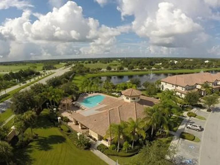 8361 Miramar Way — Photo 18