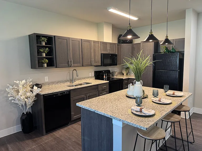 Legacy Lockhart Senior Apartments — Photo 23