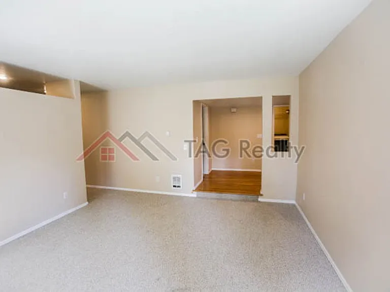 9009 Avondale Rd NE #E109 — Photo 10