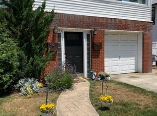 533 E Chester St, Long Beach, NY 11561