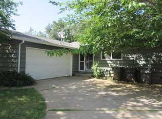 1922 Wheeler St, Redding, CA 96002