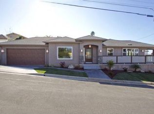 5107 Onstad St, San Diego, CA 92110