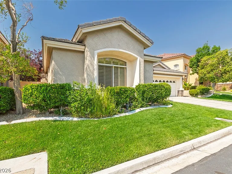 2215 Scarlet Rose Dr — Photo 2