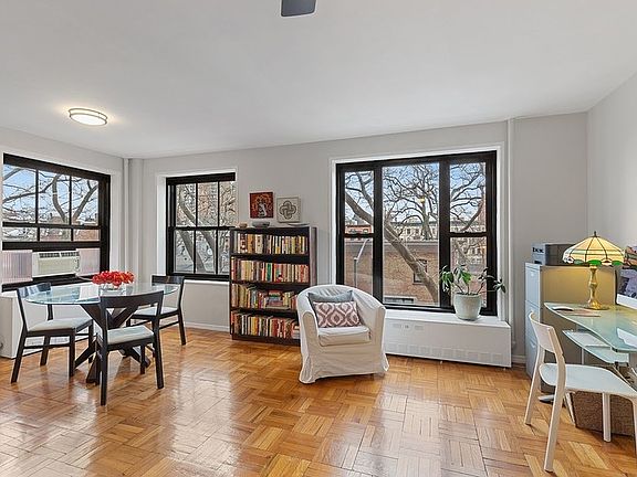 3rd image of 365 Clinton Ave APT 3G