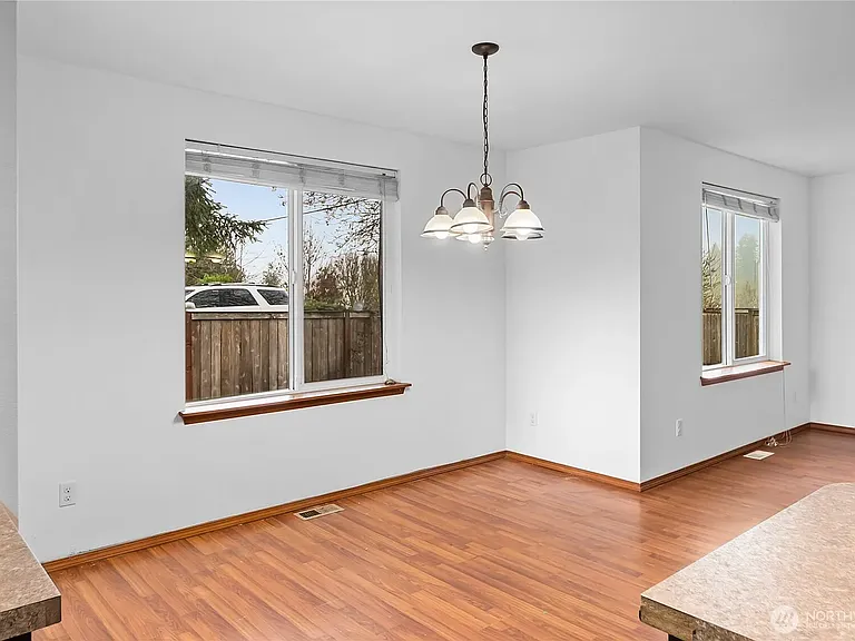 20402 11th Avenue Ct E — Photo 11