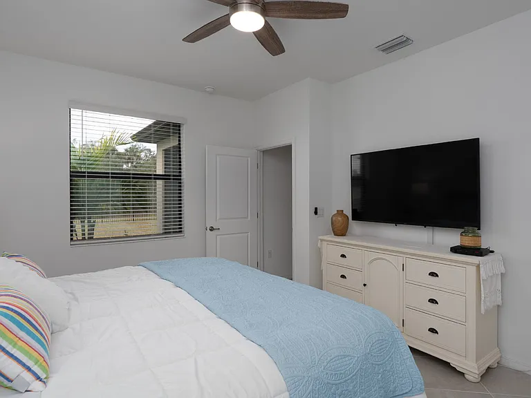 1734 Saddlewood Cir — Photo 32