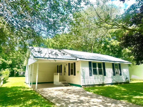 718 Gibson Avenue, Neosho, MO 64850