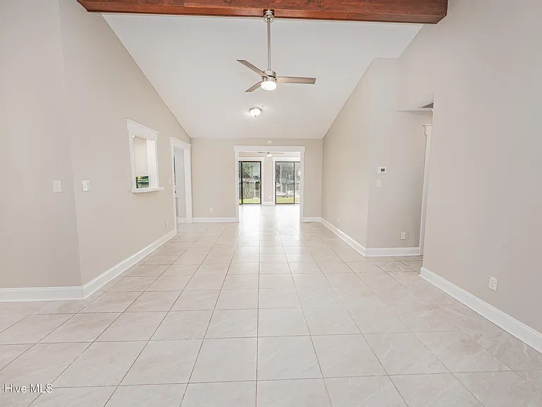 5722 Gondolier Dr — Photo 9