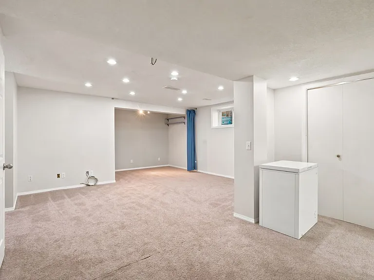 88 Rockyledge Cres NW #88 — Photo 22