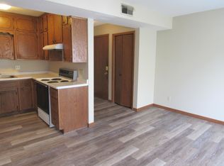 1435 4th Ave SE APT 4, Rochester, MN 55904