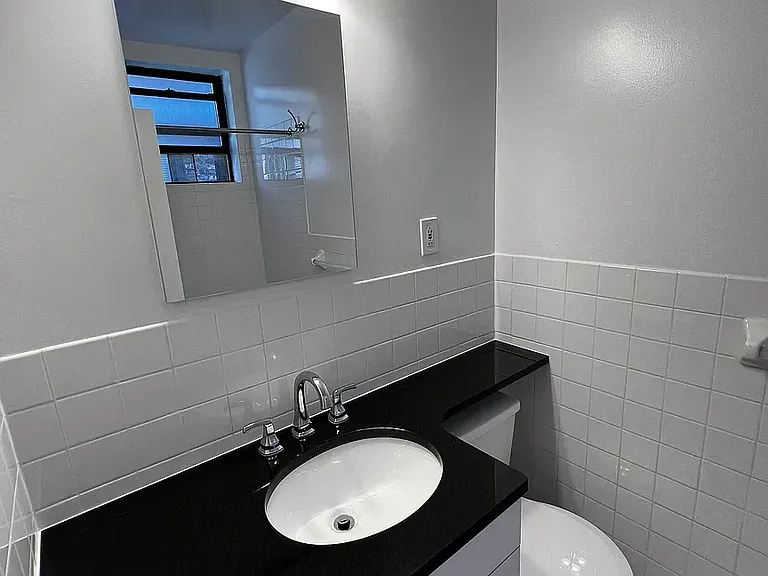 642 Amsterdam Ave #3A — Photo 7