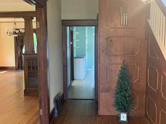 Entrance foyer
