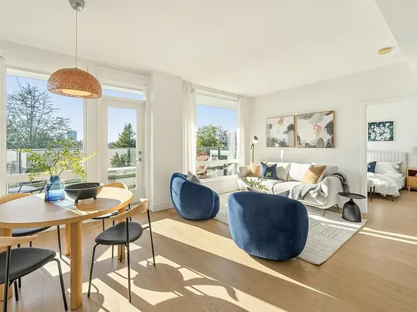 5115 Cambie St #605, Vancouver, BC V5Z 2Z6