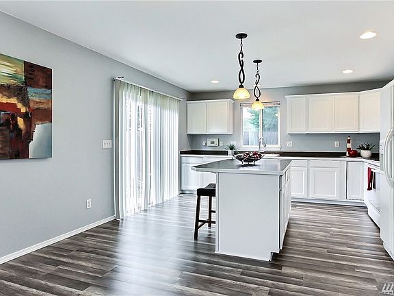 5th image of 2326 179th Street Ct E