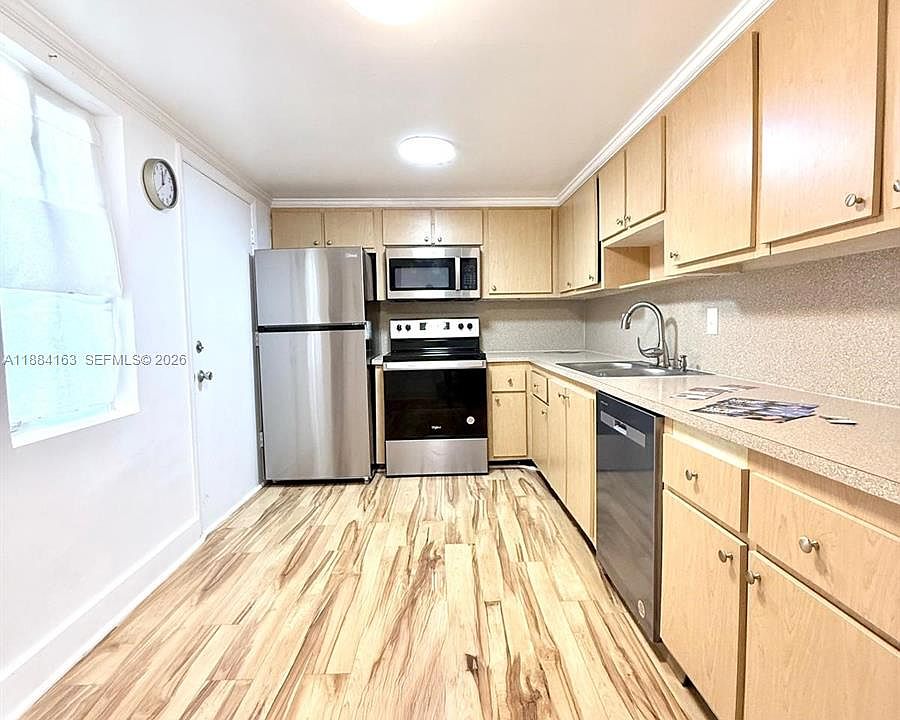 1st image of 1201 NE 191st St #G304