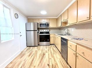 1201 NE 191st St #G304, Miami, FL 33179