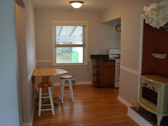 2nd image of 1116 Orchard Heights Dr