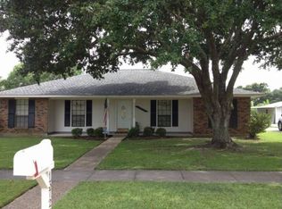 13726 Cedar Ridge Ave, Baton Rouge, LA 70817
