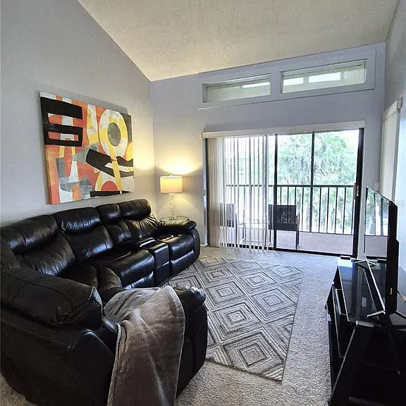 270 Woodlake Wynde #270 — Photo 4