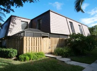 7589 Courtyard Run W, Boca Raton, FL 33433