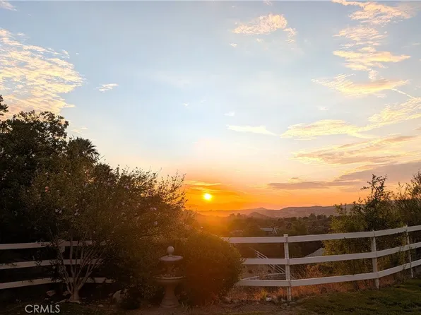 15435 Live Oak Springs Canyon Rd, Santa Clarita, CA 91387