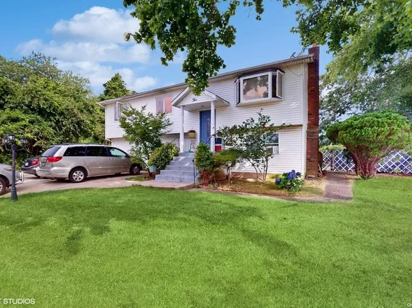 2 Camille Lane, East Patchogue, NY 11772